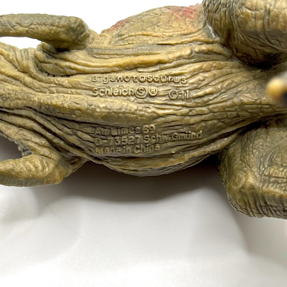 Schleich Giganotosaurus - Picture 6 of 7